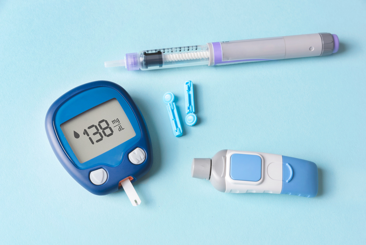 Diabetic Kit. Glucometer, Insulin, Lancing Device